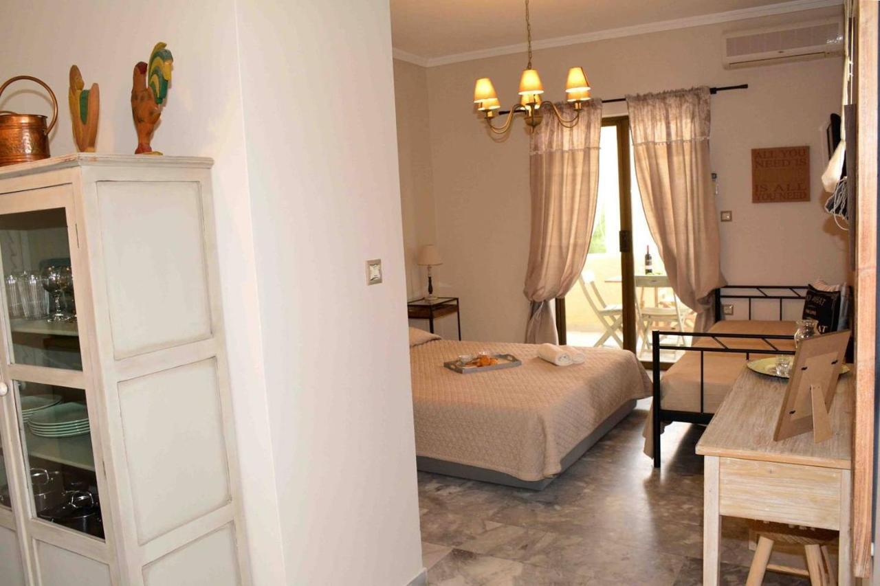 Aelia Houses Agia Marina  外观 照片